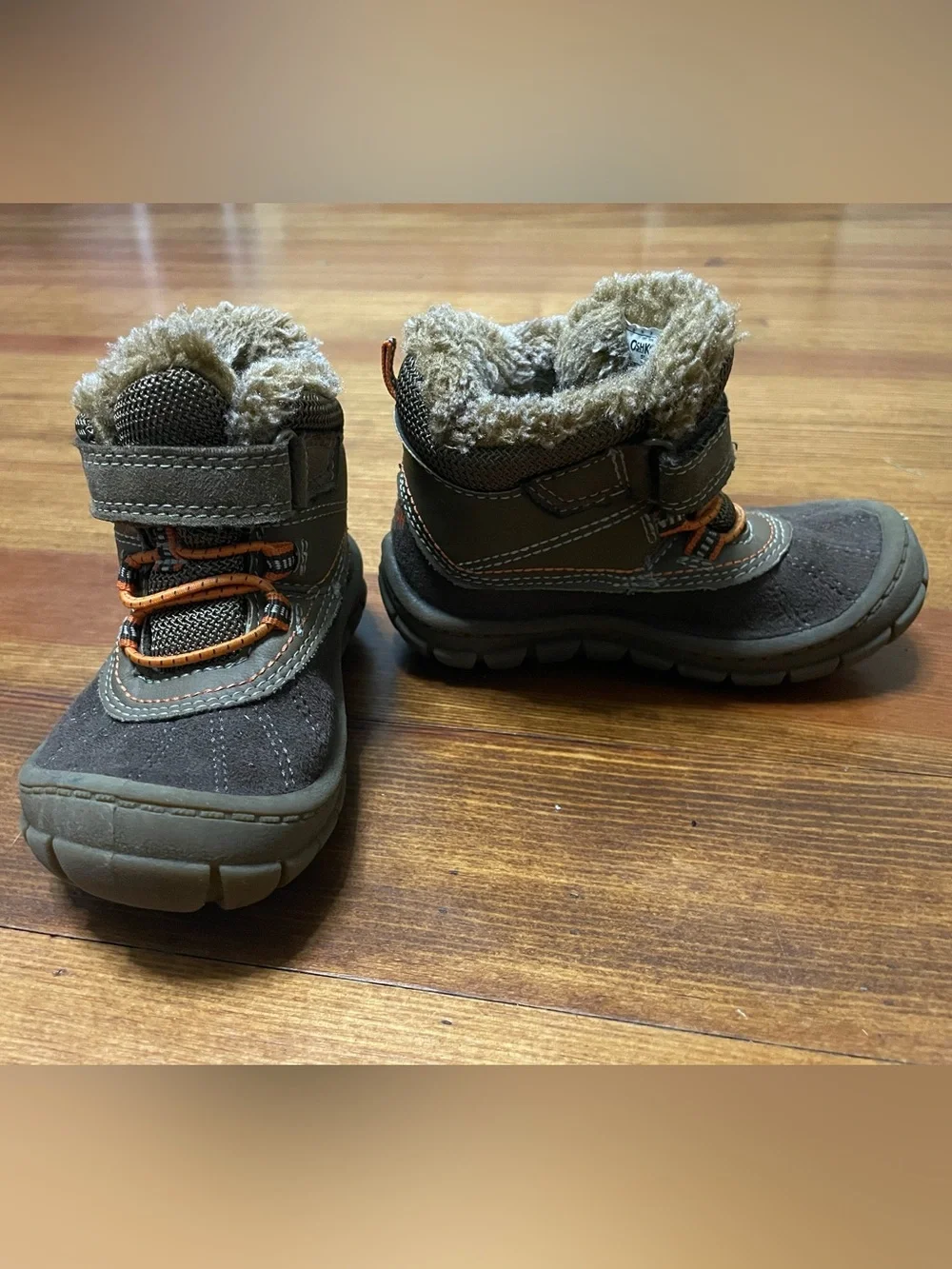 OshKosh B'gosh Brown & Orange Winter Boots Size 6